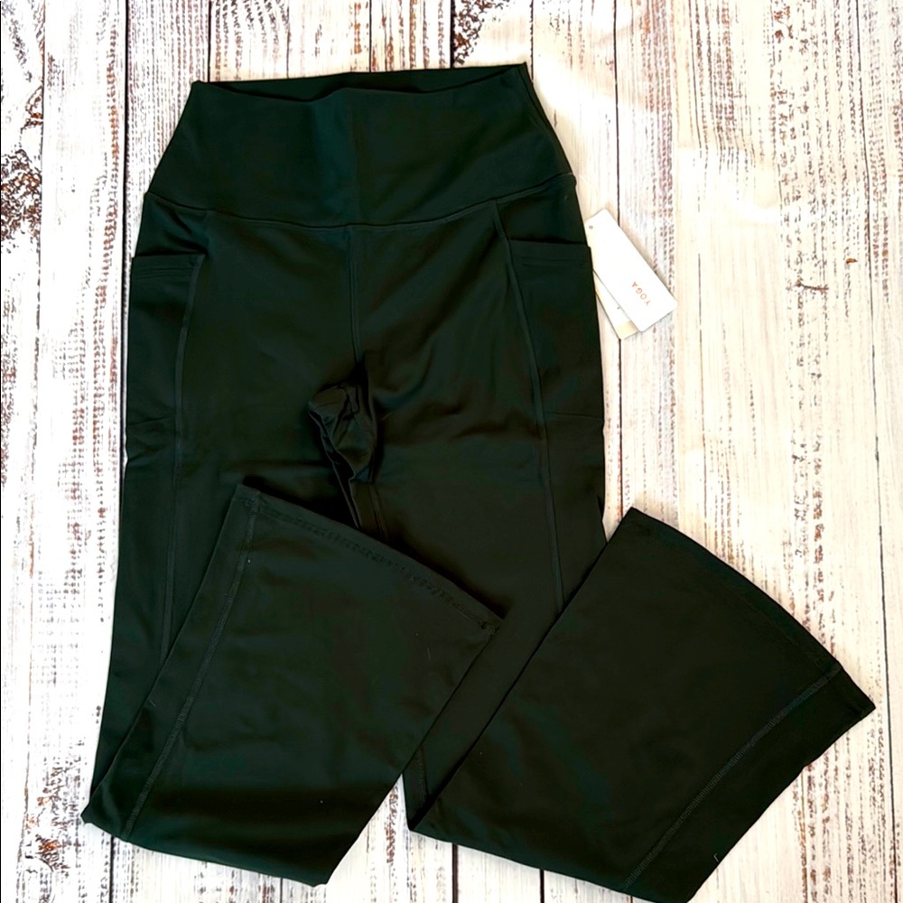 Yogalicious Dark‎ Green Wide Leg Yoga Leggings with Outside pockets NWT